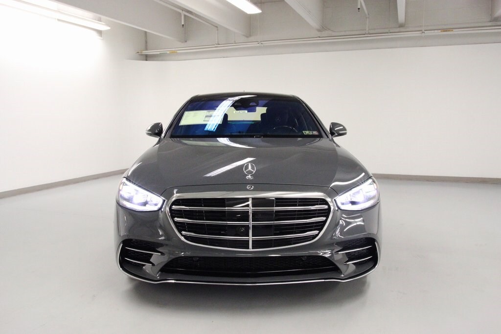 2026 Mercedes Benz S 580 4MATIC photo 2