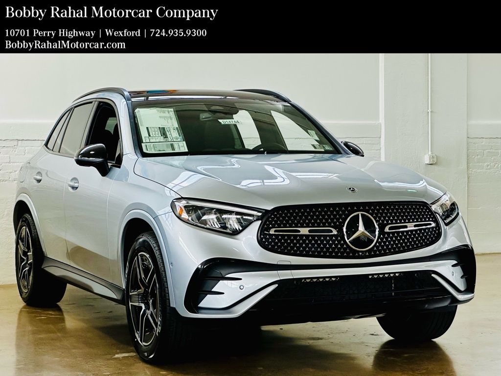 2026 Mercedes-Benz GLC GLC 300 4MATIC's photo