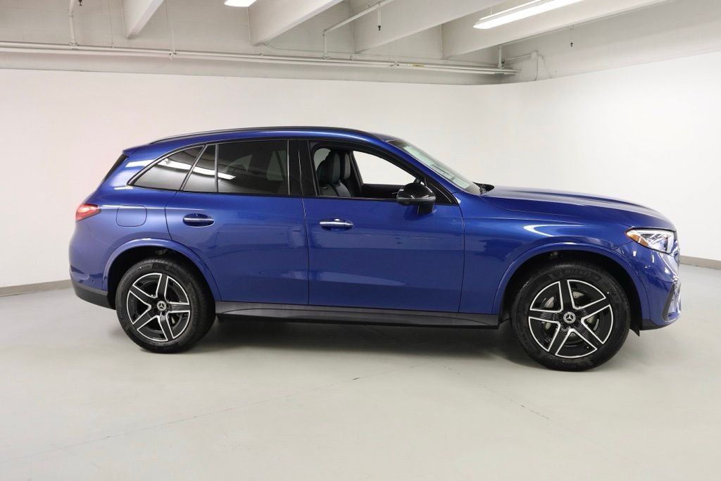 New 2025 Mercedes-Benz GLC 300 SUV