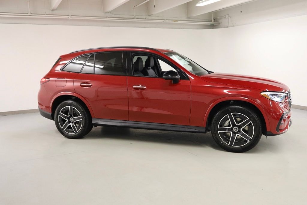 New 2025 Mercedes-Benz GLC 300 SUV