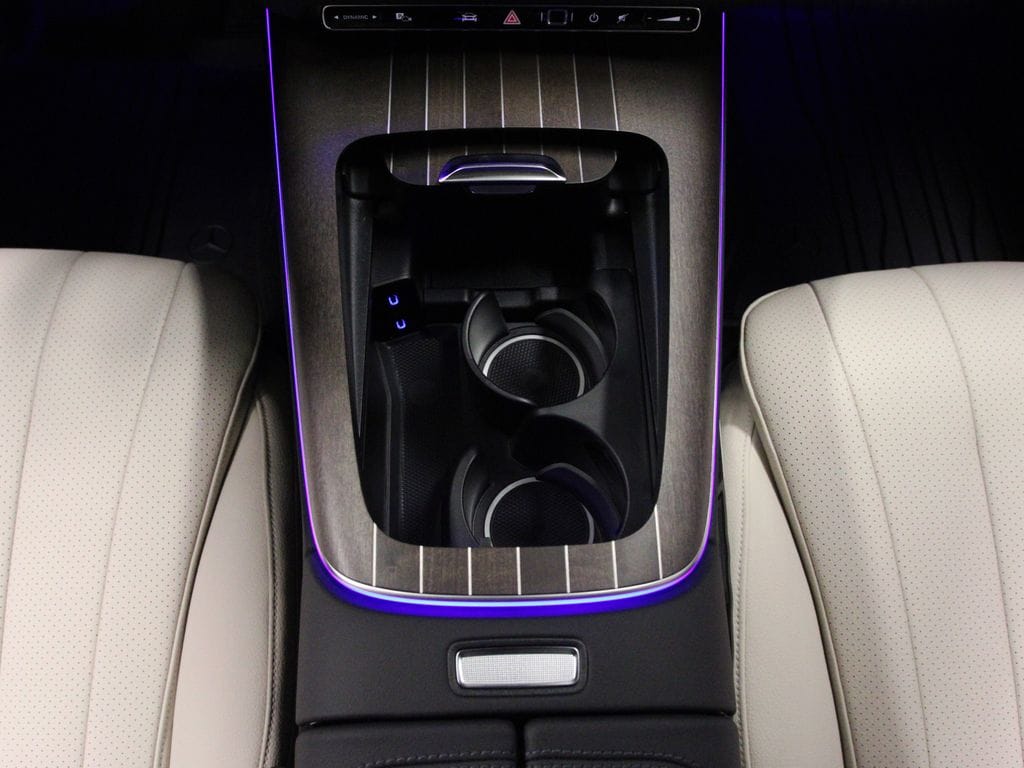 2026 Mercedes-Benz E-Class E350 - Photo 11