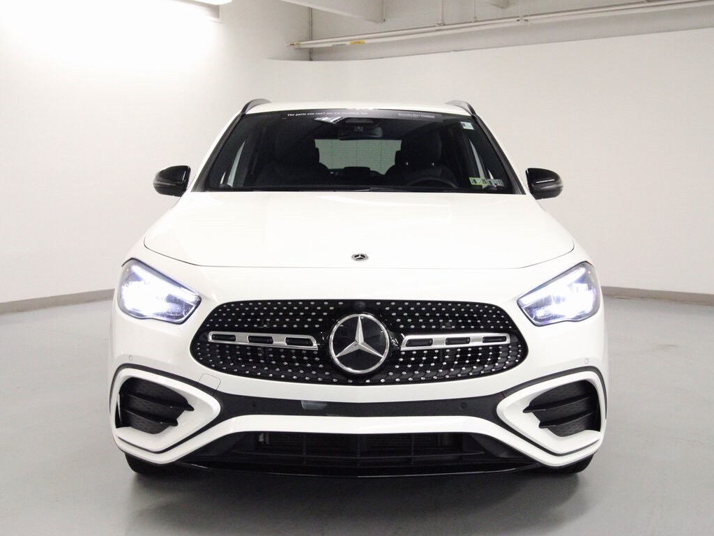 2025 Mercedes Benz GLA 250 4MATIC photo 3