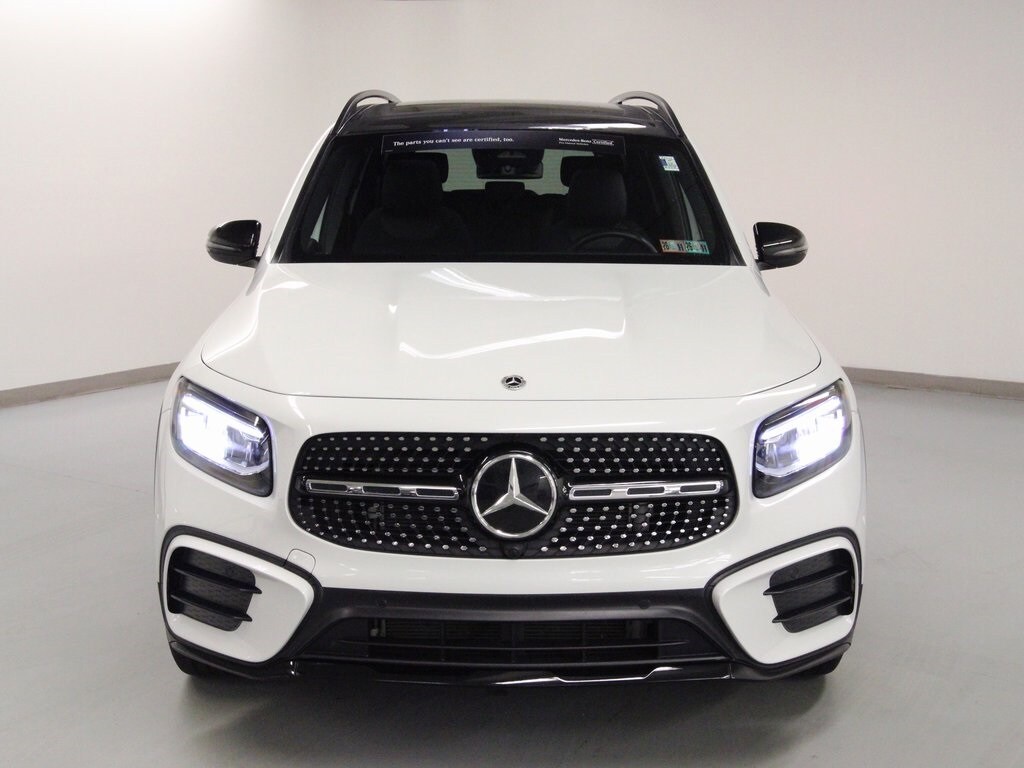 2024 Mercedes Benz GLB 250 photo 3