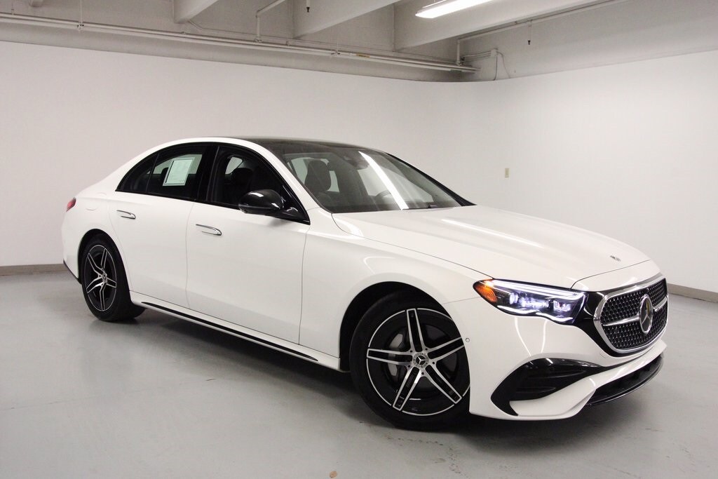 2024 Mercedes Benz E 350 Sedan photo 4