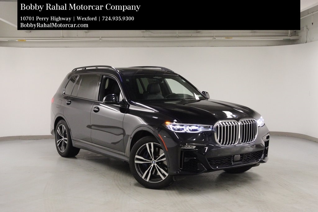 2019 BMW X7 50i's photo
