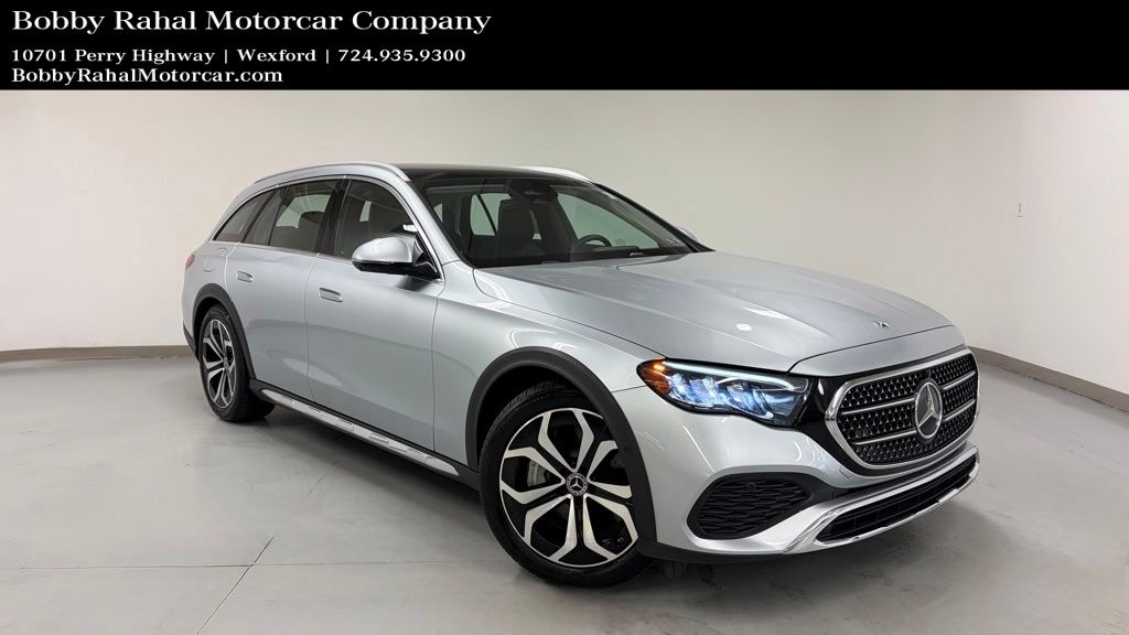 2025 Mercedes-Benz E-Class E450 4MATIC All-Terrain's photo