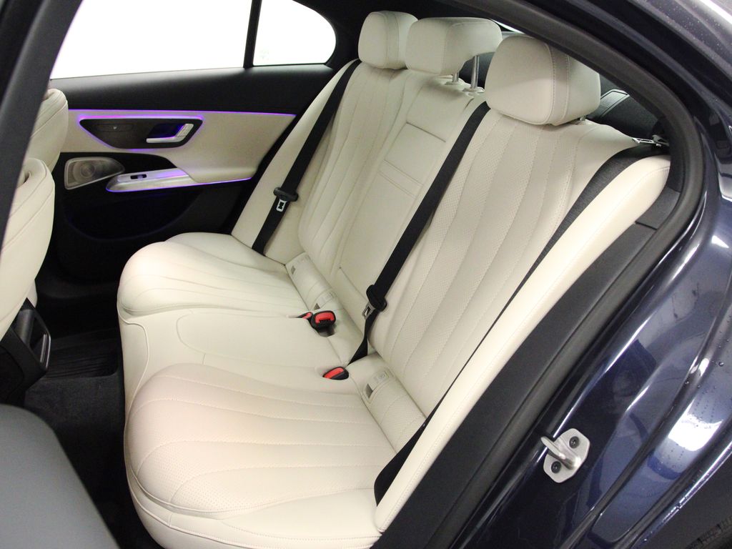 2026 Mercedes-Benz E-Class E350 - Photo 13