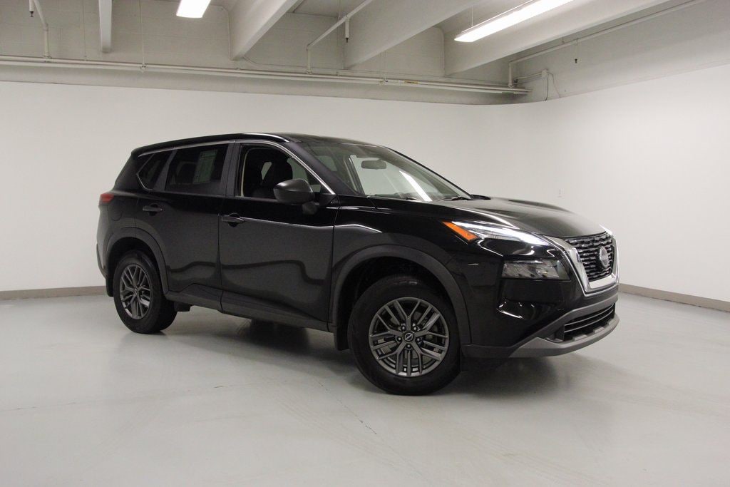 Used 2023 Nissan Rogue S SUV