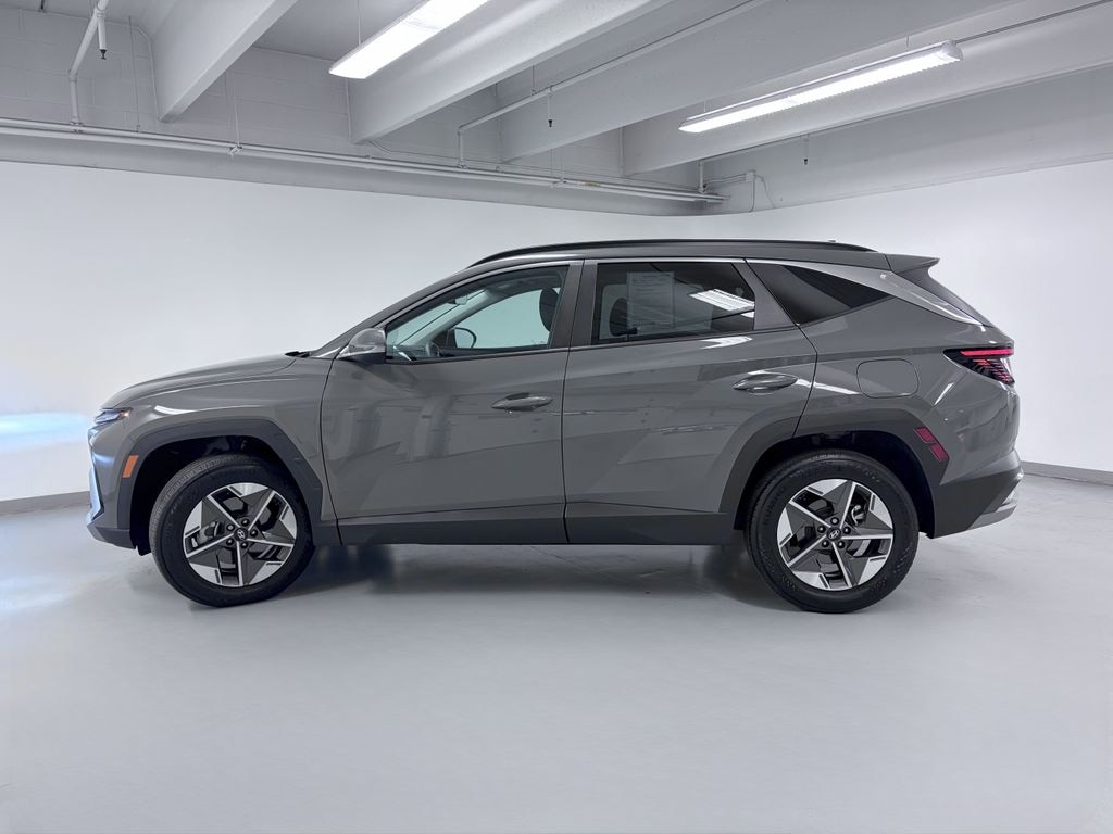 Used 2025 Hyundai Tucson SEL Convenience SUV