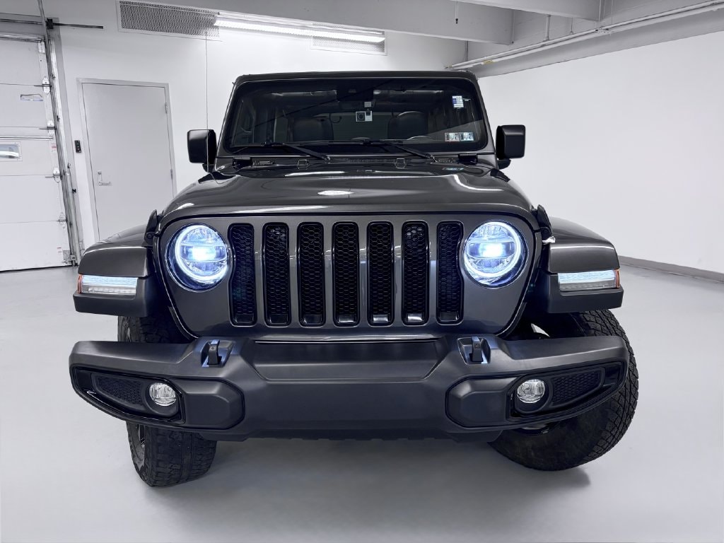 Used 2022 Jeep Wrangler Unlimited Sahara Altitude SUV