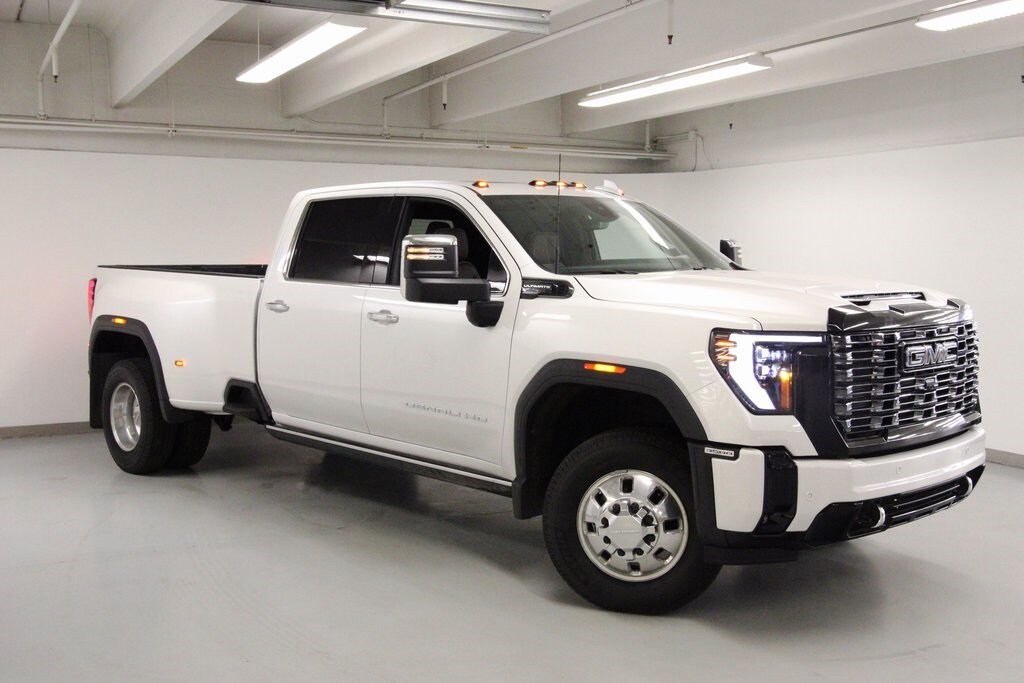 2025 Gmc Sierra HD Denali Ultimate photo 4