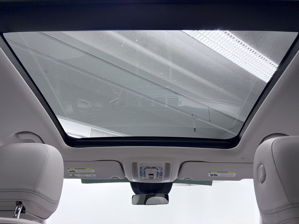 2024 Mercedes-Benz GLS Base - Photo 24