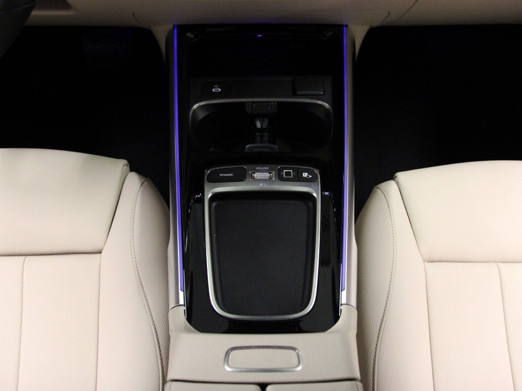 2026 Mercedes-Benz GLB GLB 250 - Photo 11