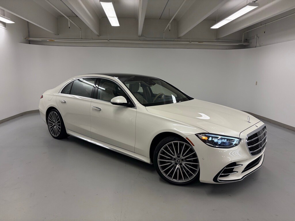 2022 Mercedes Benz S 580 4MATIC photo 3