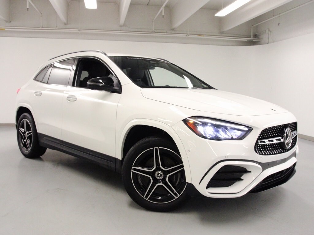 2025 Mercedes Benz GLA 250 4MATIC photo 4