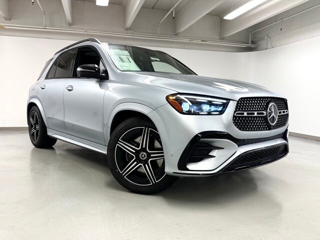2025 Mercedes Benz GLE 580 photo 3