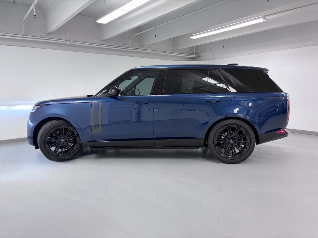 Used 2024 Land Rover Range Rover SE SUV