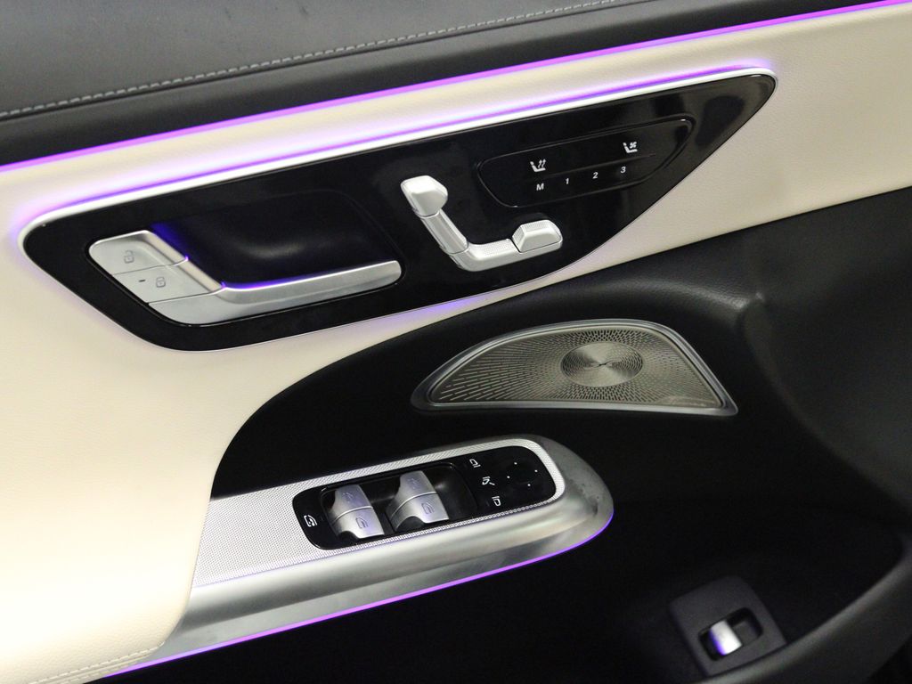 2026 Mercedes-Benz E-Class E350 - Photo 15