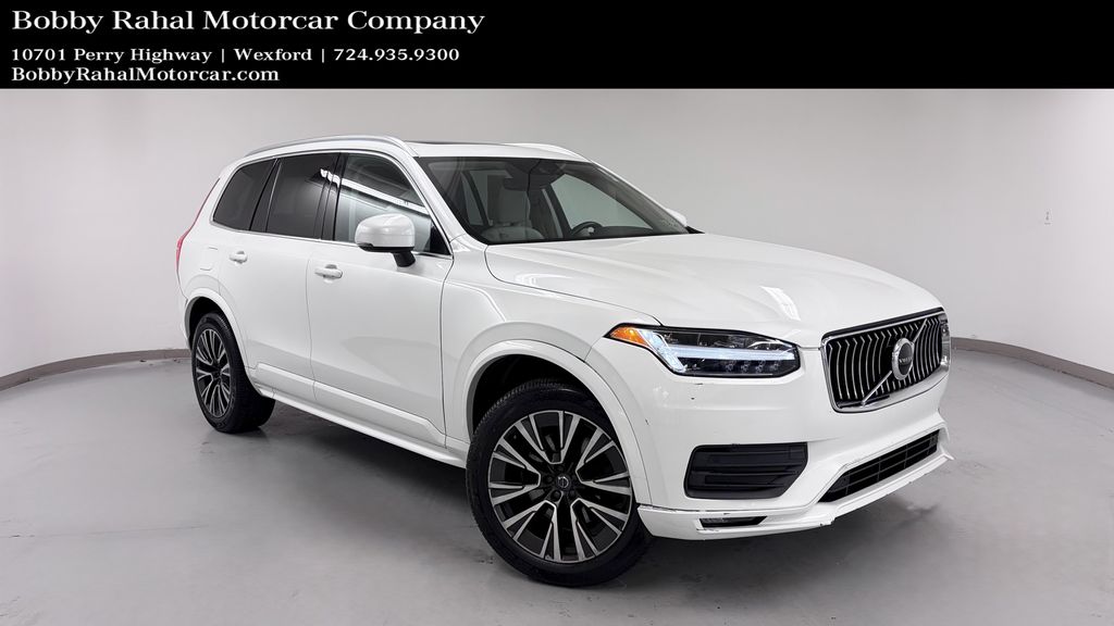 2020 Volvo XC90 T5 Momentum AWD's photo