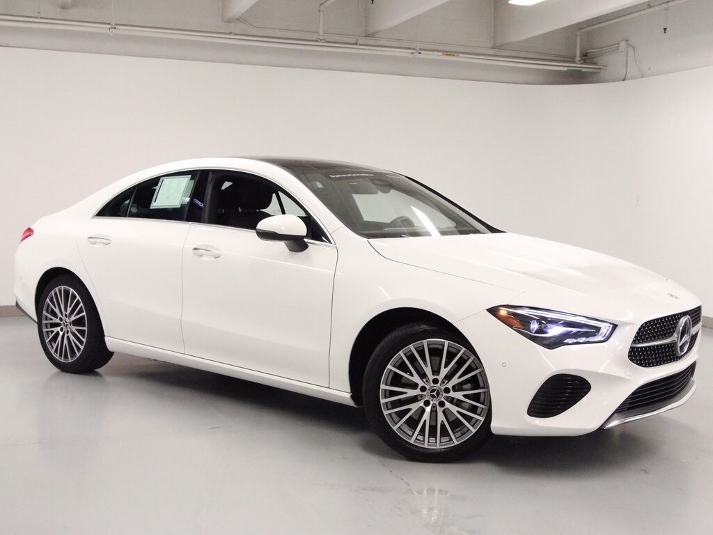 2025 Mercedes Benz CLA 250 4MATIC photo 2