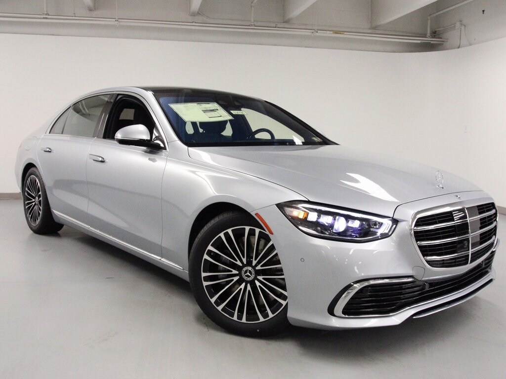 2026 Mercedes Benz S 580 4MATIC photo 4