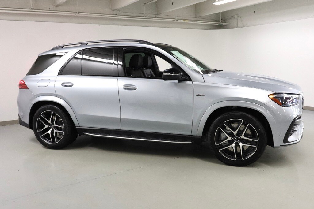 2025 Mercedes Benz GLE AMG 53 photo 4