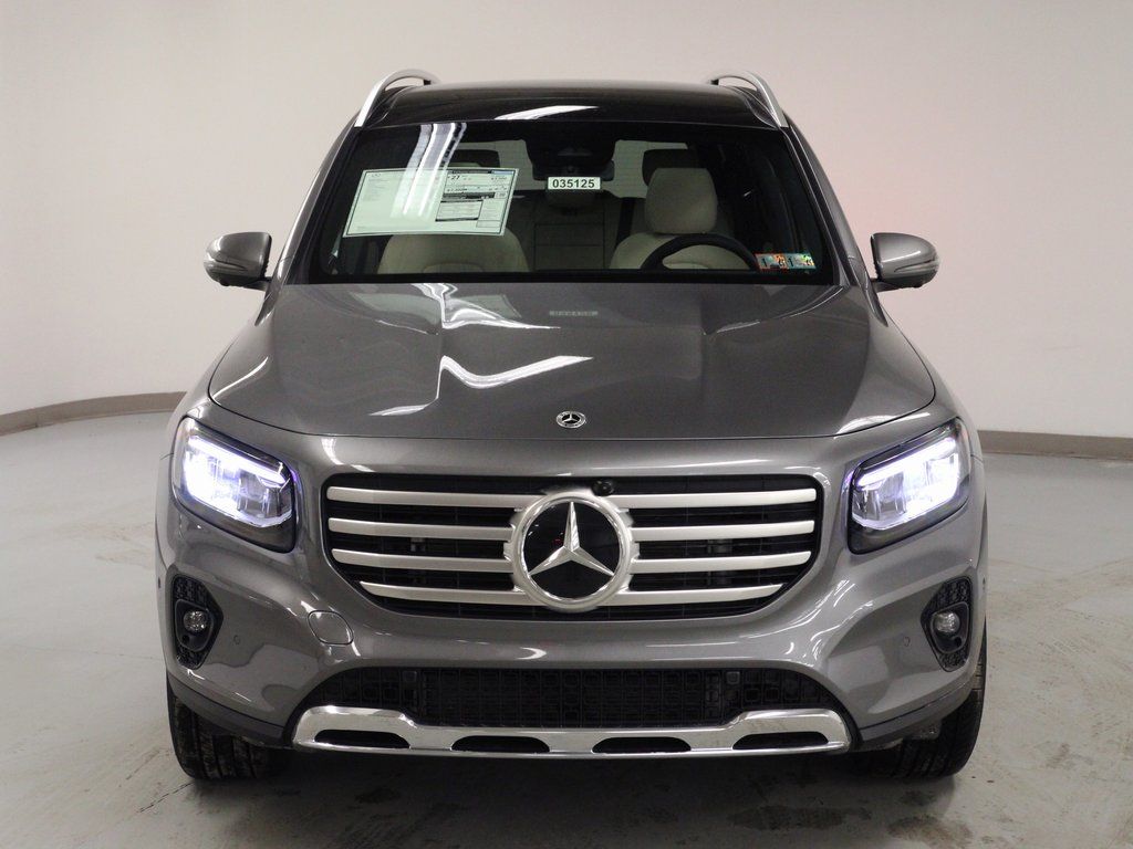 2026 Mercedes-Benz GLB GLB 250 - Photo 3