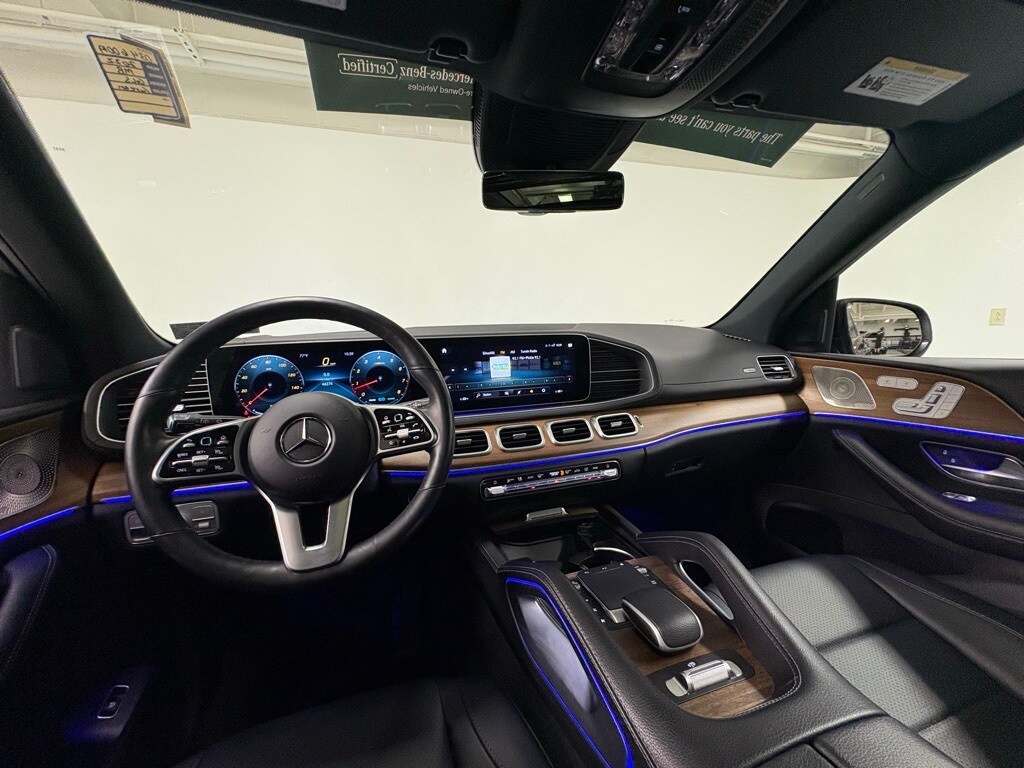 2022 Mercedes Benz GLS 450 4MATIC photo 2