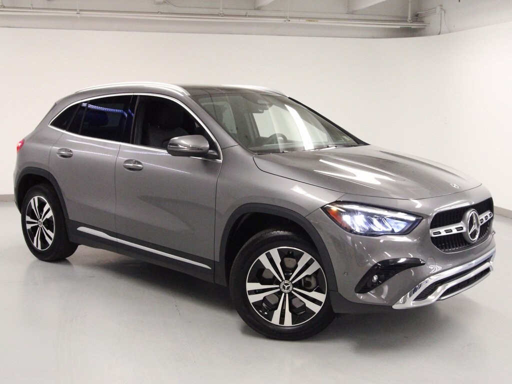 2025 Mercedes Benz GLA 250 4MATIC photo 2