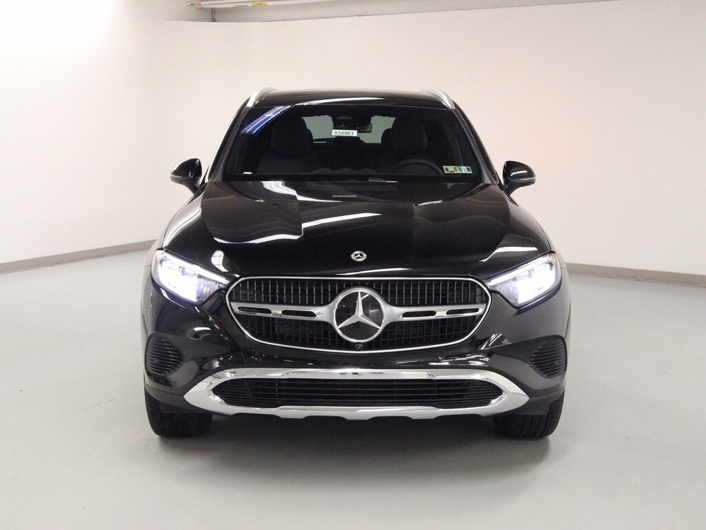 2026 Mercedes Benz GLC 300 4MATIC photo 2