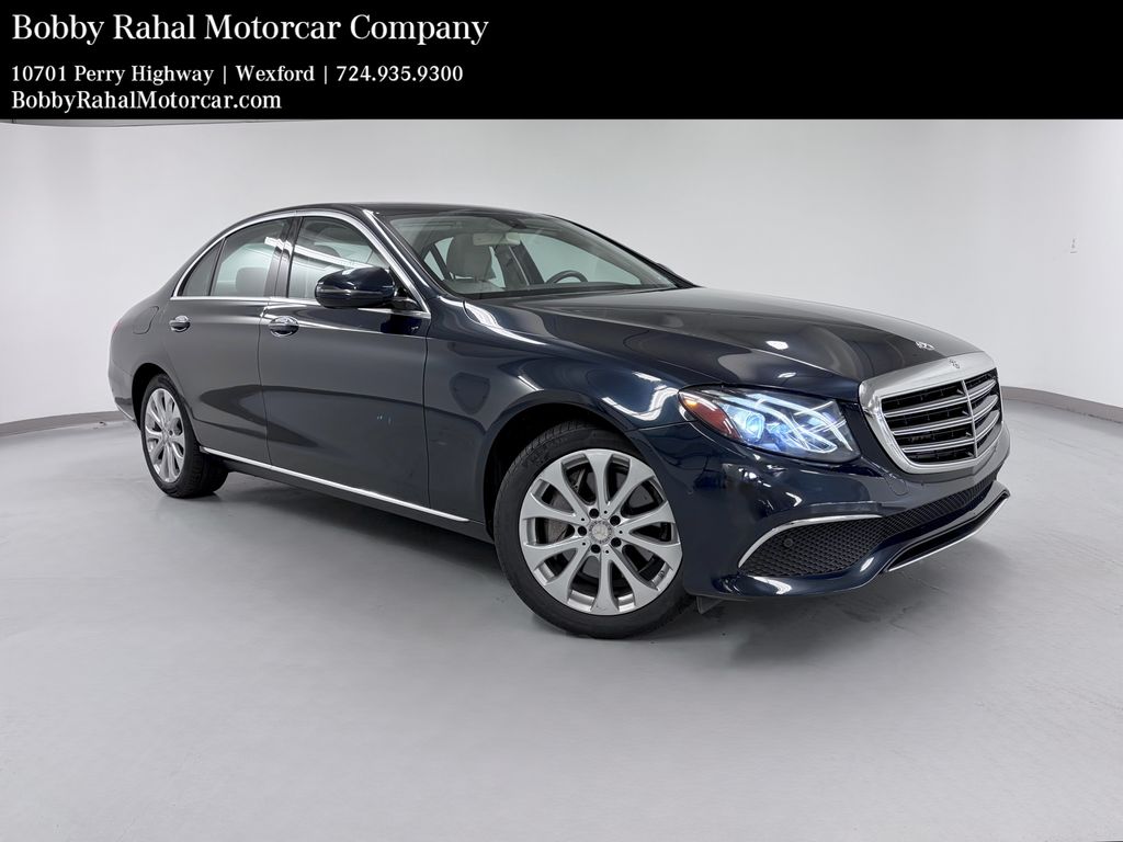 2017 Mercedes-Benz E-Class E300 4MATIC's photo