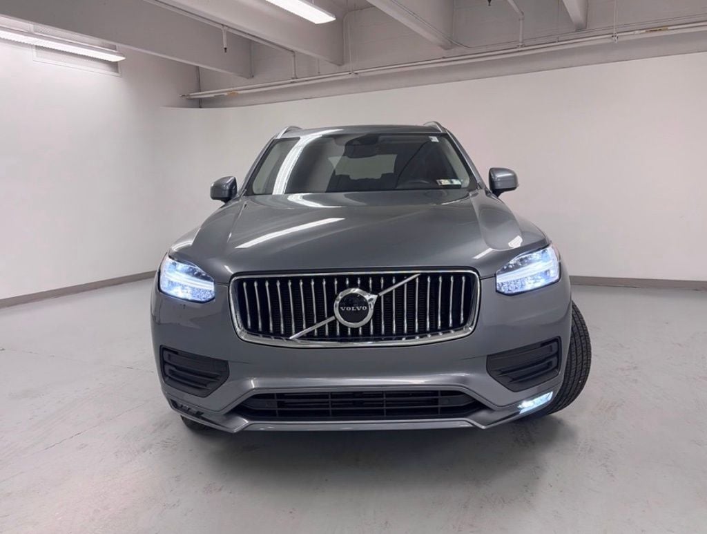 Used 2020 Volvo XC90 T6 Momentum SUV