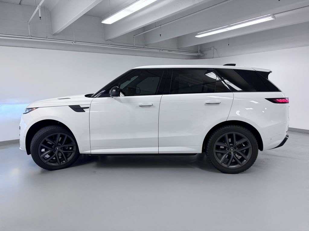 Used 2024 Land Rover Range Rover Sport Dynamic SE SUV