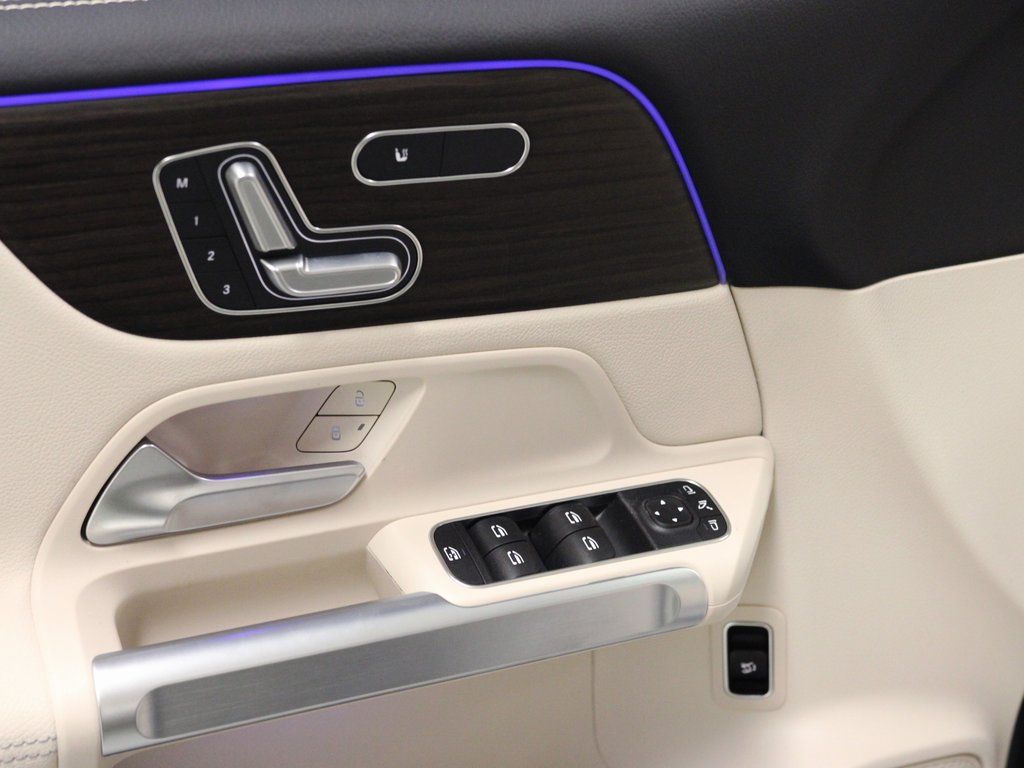 2026 Mercedes-Benz GLB GLB 250 - Photo 15