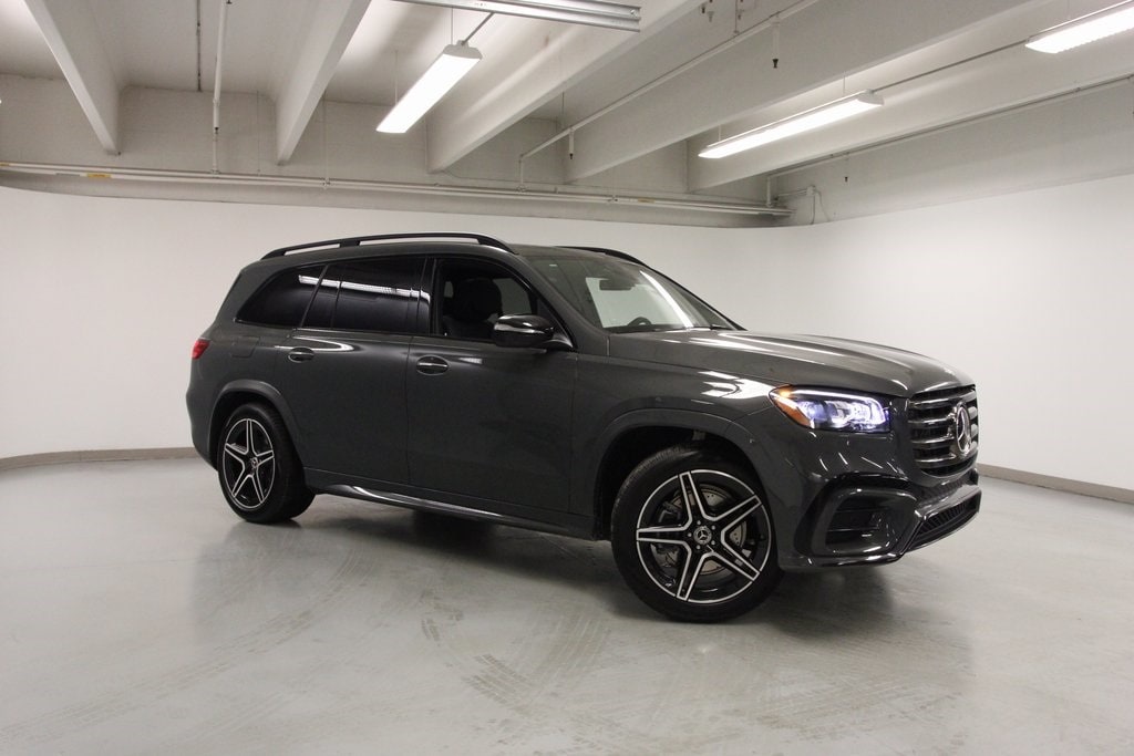 New 2026 Mercedes-Benz GLS 450 SUV