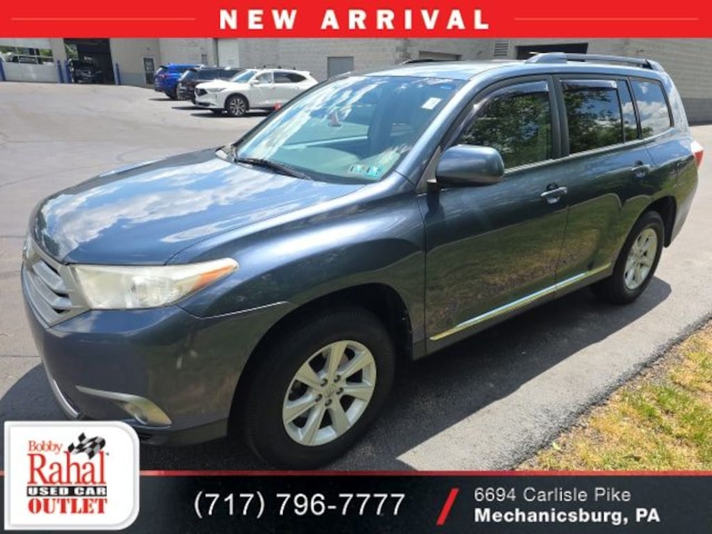 Used 2013 Toyota Highlander Base Plus V6 SUV