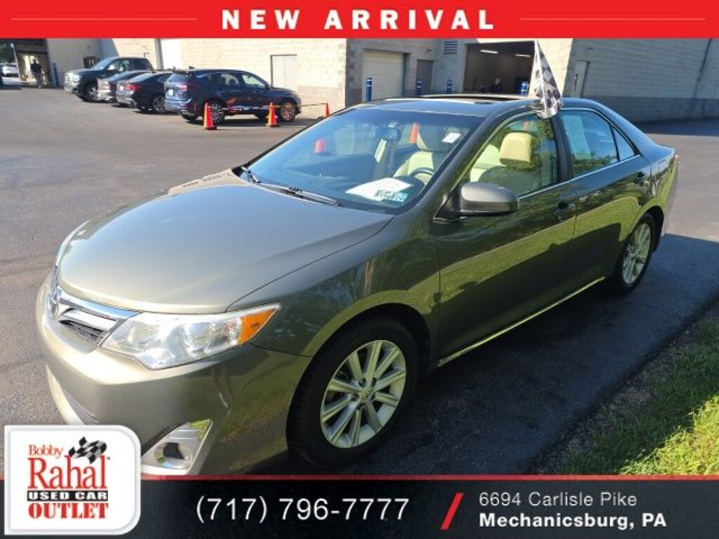 Used 2014 Toyota Camry XLE Sedan