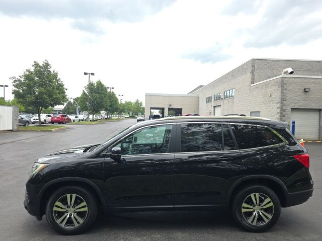 Used 2016 Honda Pilot EX SUV
