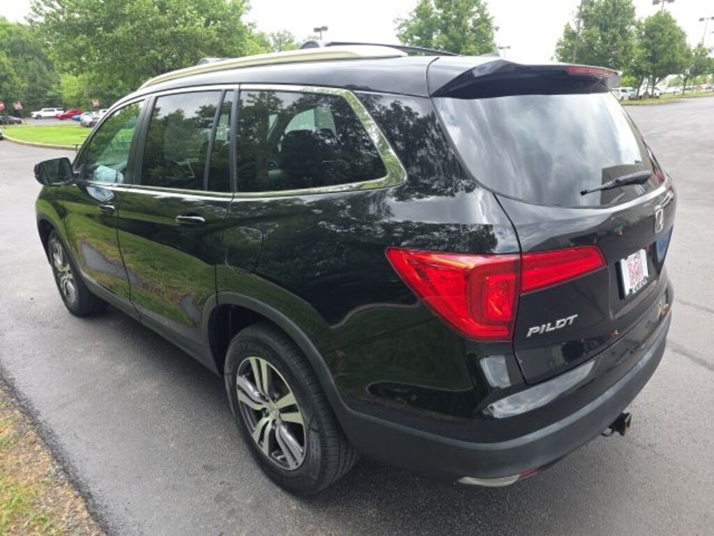 Used 2016 Honda Pilot EX SUV