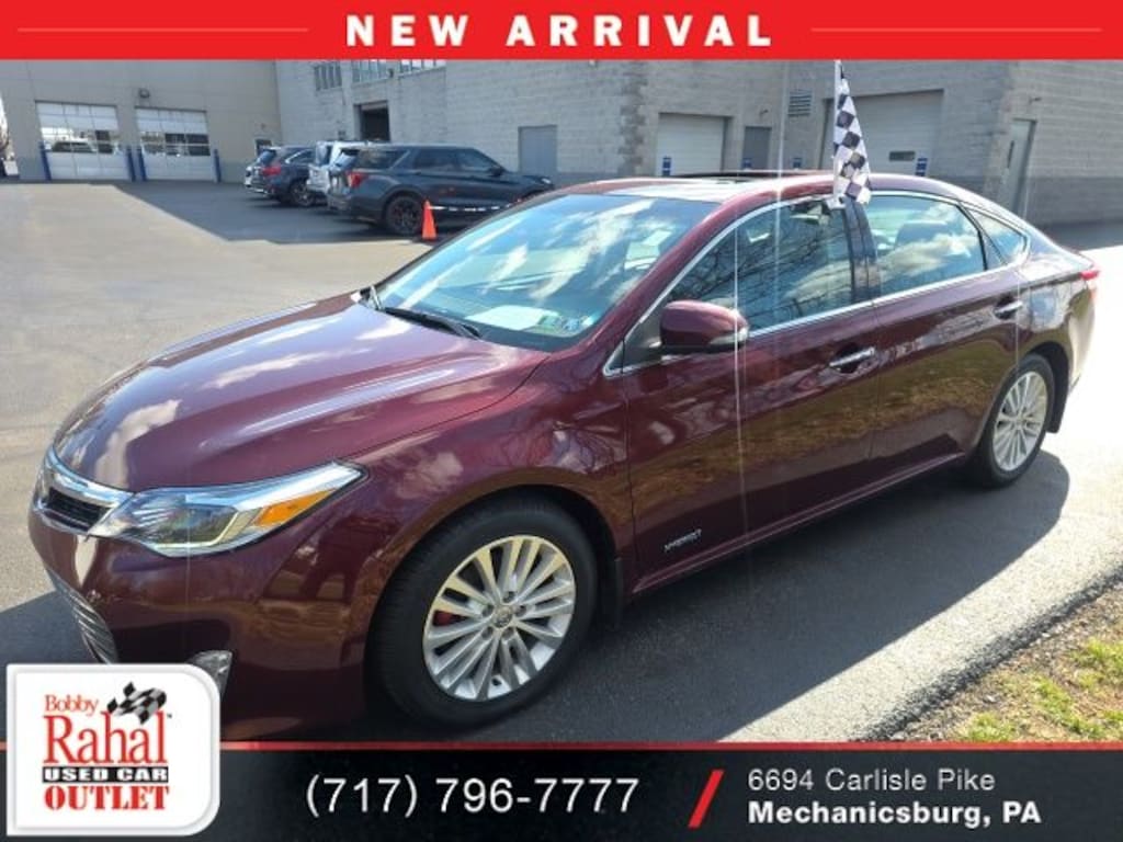 Used 2013 Toyota Avalon Hybrid Limited Sedan