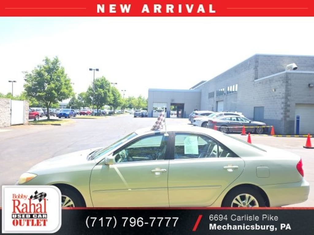 Used 2004 Toyota Camry LE Sedan