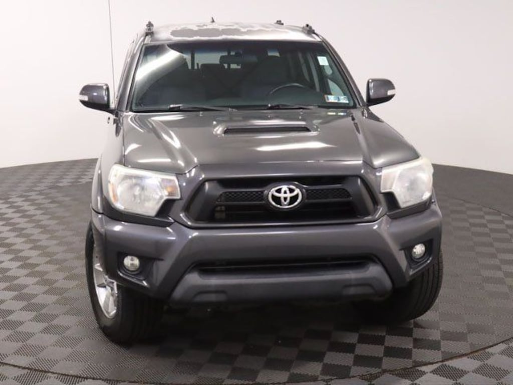 Used 2015 Toyota Tacoma Base Truck
