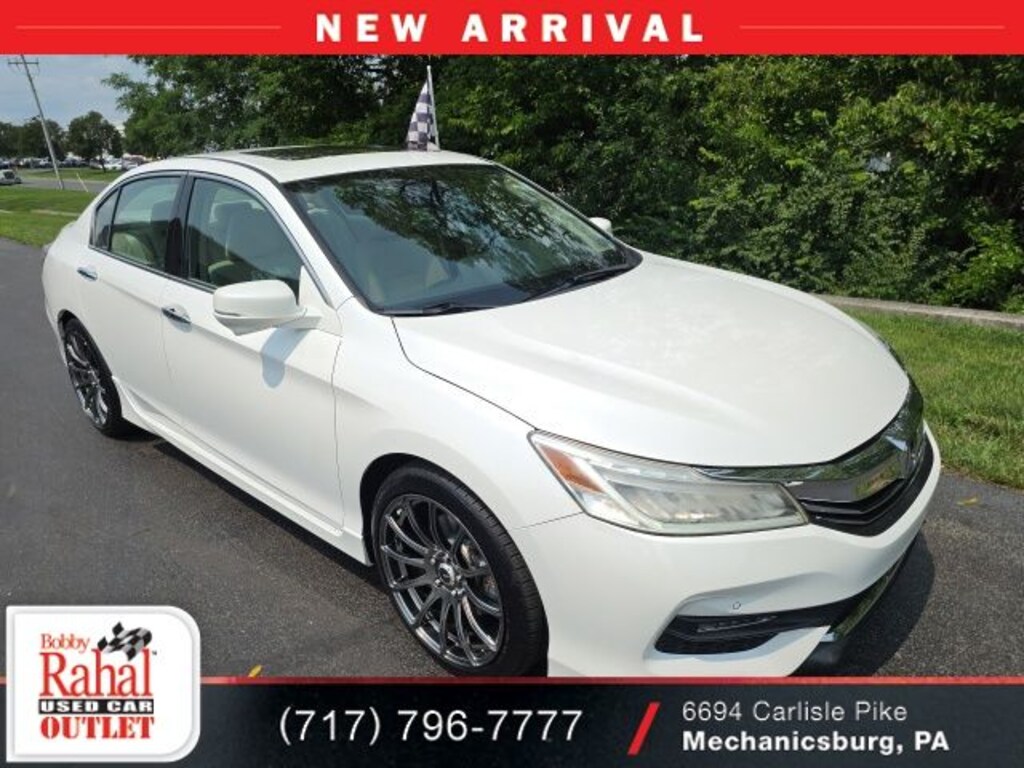 Used 2017 Honda Accord Touring Sedan