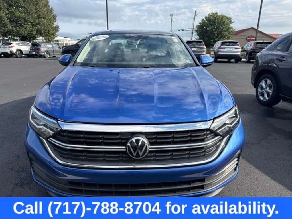 Used 2024 Volkswagen Jetta 1.5T SE Sedan