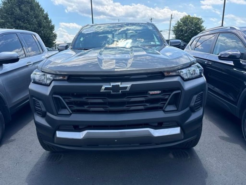 Used 2025 Chevrolet Colorado Trail Boss Truck