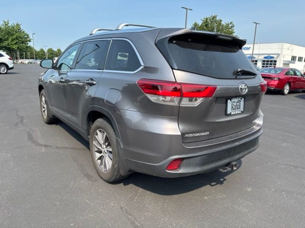Used 2019 Toyota Highlander XLE SUV