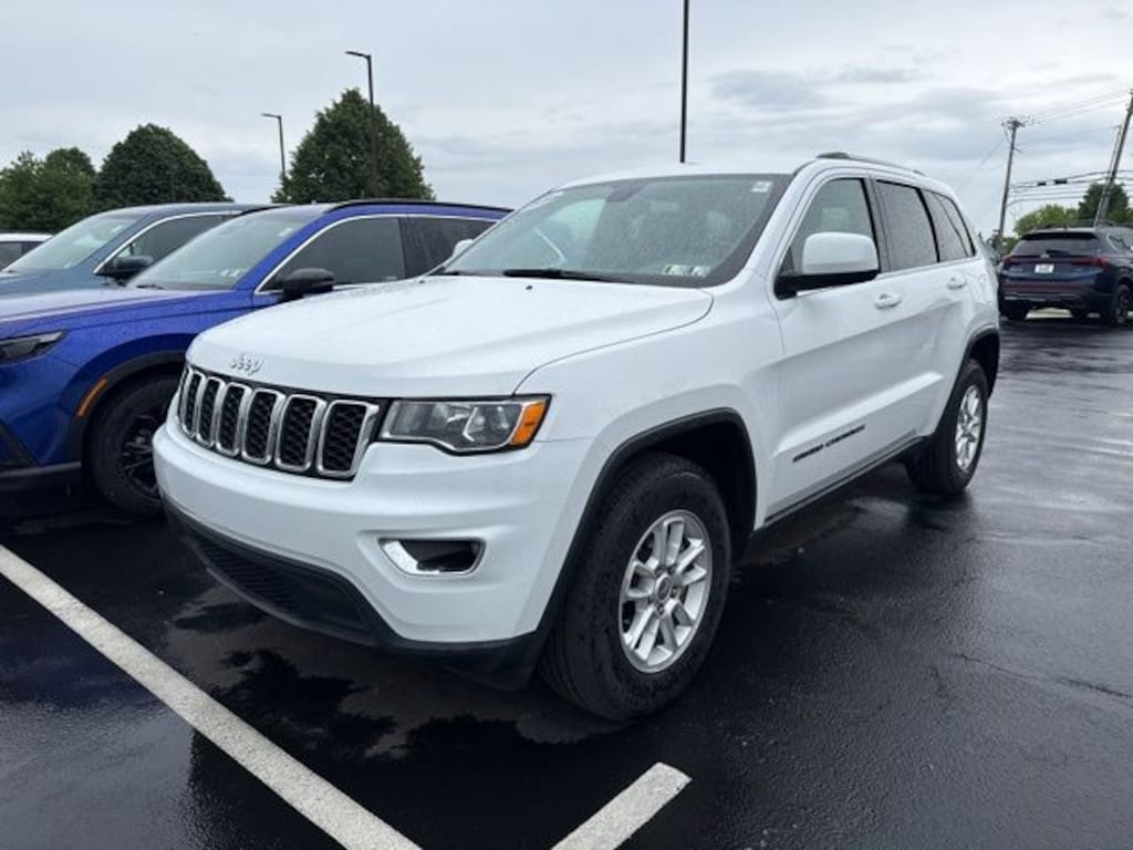 Used 2018 Jeep Grand Cherokee Laredo SUV