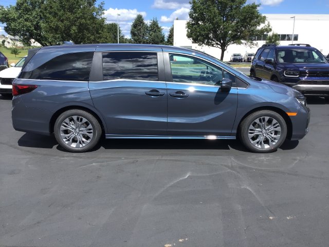 New 2027 Honda Odyssey Touring Minivan/Van