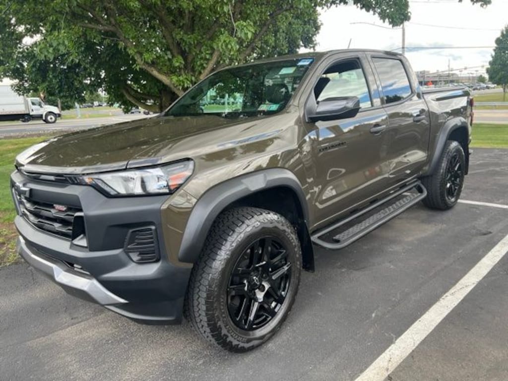 Used 2025 Chevrolet Colorado Trail Boss Truck