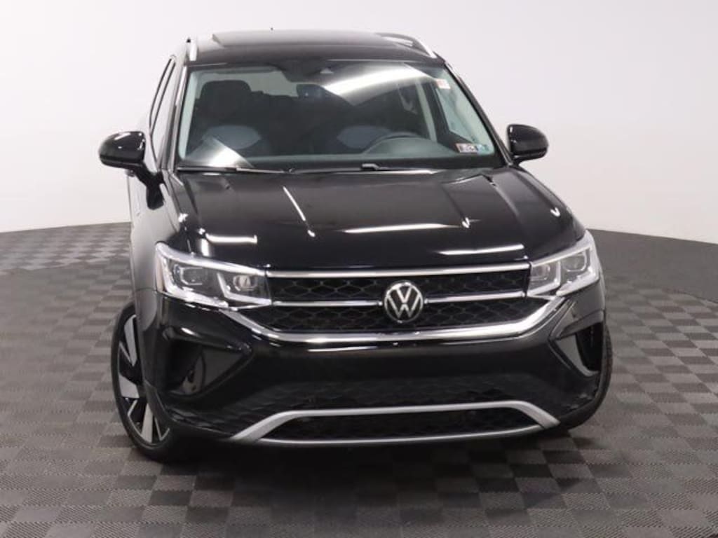 Used 2024 Volkswagen Taos 1.5T SEL SUV